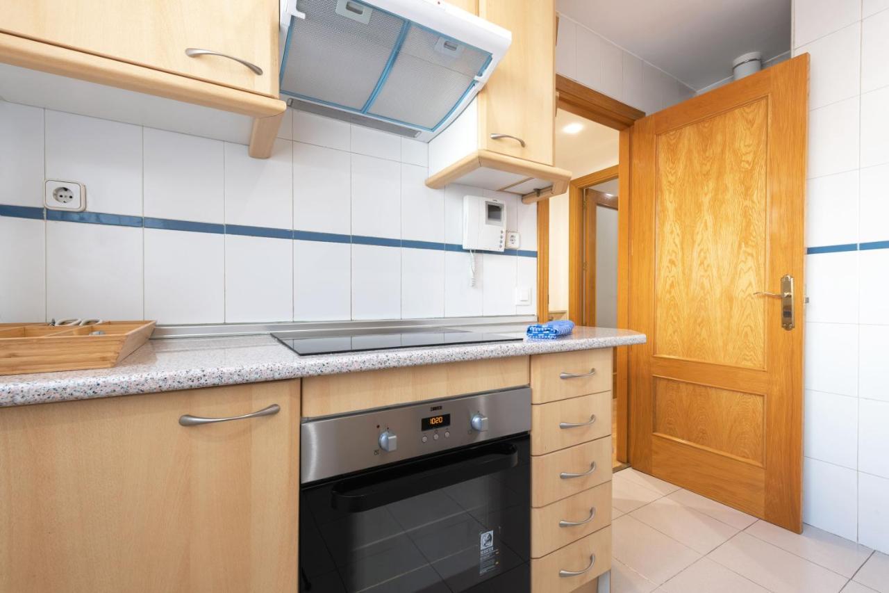 2 Bedrooms 2 Bathrooms Furnished - Malsana - With Pool - Mintystay Мадрид Екстер'єр фото